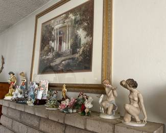 Figurines