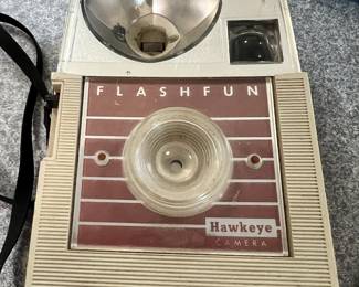 1963 Kodak Hawkeye Flashfun Bakelite Camera