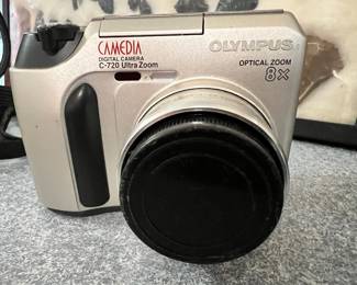 Olympus Camedia Digital Camera – C-720