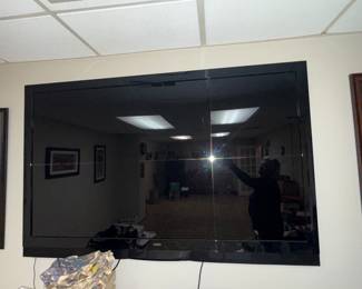 In Finished Room in Basement. Bring Tools & Bring Help With Loading 