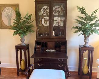 Formal Sitting Room 