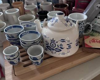 Pottery tea set