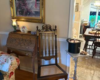 VINTAGE FURNITURE
