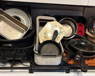 COOKWARE & BAKEWARE