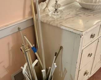 CURTAIN RODS