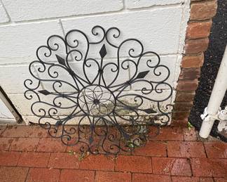GARDEN DECOR