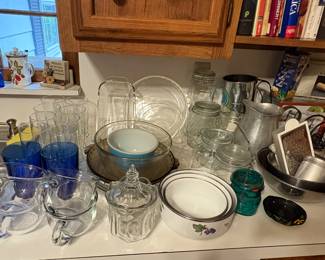 PYREX & GLASSWARE