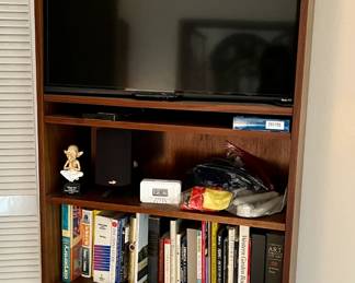 Teak veneer bookshelf