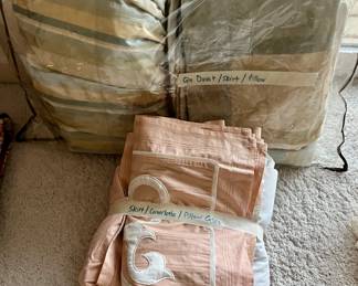 Bedskirts, cases & duvet or coverlet matching sets