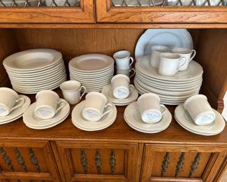 Savior Vivret Set for twelve Chelsea white china dishes made in Japan