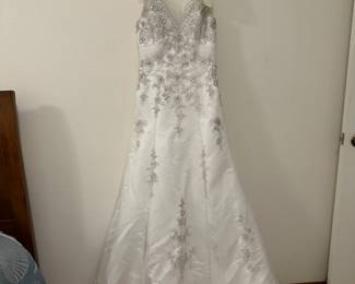 Hand beaded silver on white wedding dress a true stunner, excellent condition