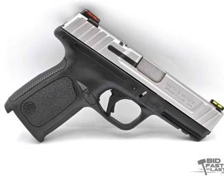 275  Smith  Wesson SD9 VE 9mm SemiAuto Pistol 