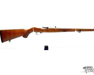 730  Ruger 1022 .22lr SemiAuto Rifle 