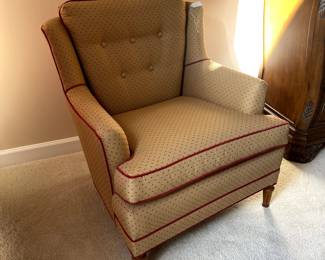 C3 - $125. Beautifully Upholstered Chair. No tag. Great Size! Measures 29" wide x 30" deep x 31" tall. Floor to Seat is 19". 