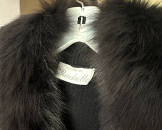 C68 - $40. Designs by Rachelle size Medium Sweater. Lambswool & Angora Sweater with Fox Fur Collar. 