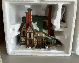 C77 - $20. Abington Lockside Inn - Dickens Village House
