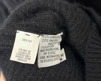 C68 - $40. Designs by Rachelle size Medium Sweater. Lambswool & Angora Sweater with Fox Fur Collar. 