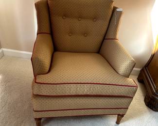 C3 - $125. Beautifully Upholstered Chair. No tag. Great Size! Measures 29" wide x 30" deep x 31" tall. Floor to Seat is 19". 