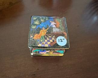 C49 - $12. Porcelain Russian Trinket Dish. 