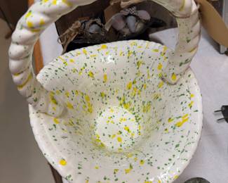 Ceramic basket
