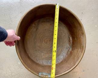 Large, copper pot. Hammered bottom
