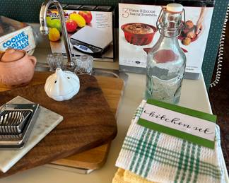 Cutting Boards, Baking Pans