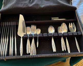 Flatware Set