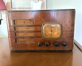 Antique Tube Radio