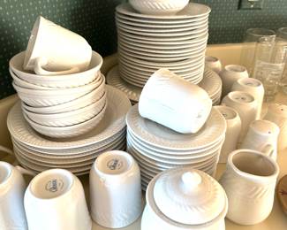 Gibson Dish Set