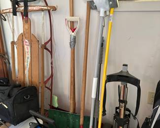 Sled, Snow Shovels