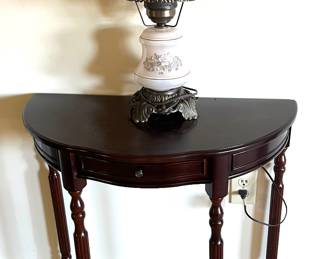 Demi Lume Table