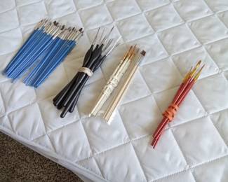 Variety of paint brushes