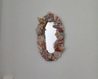 Shell mirror
