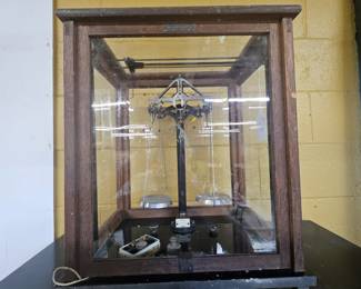 Antique scale