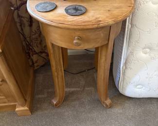 Round Pine End Table 