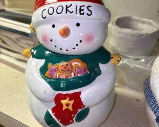 Snowman cookie jar 
