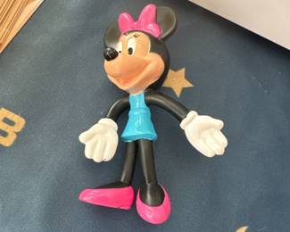 Minnie Mouse Figurine 