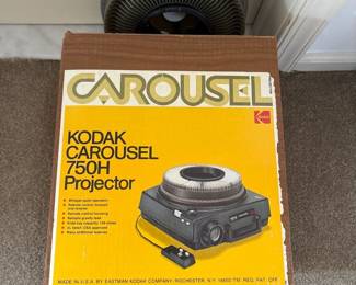 Kodak Carousel 750H Projector 
