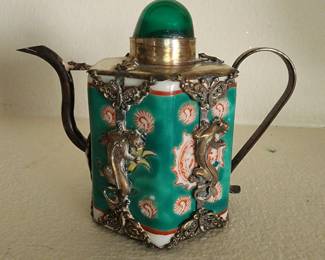 Sm Chinese teapot