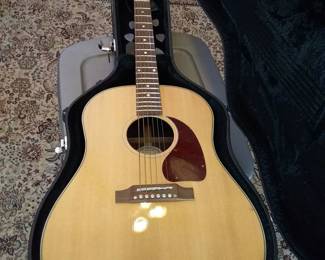 Gibson J-45 Acoustic Studio Walnut Guitar with case (2021)