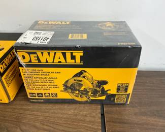 Dewalt 7 1/4" Lightweight Circular Saw w/Electric Brake