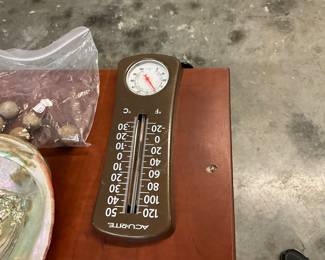 Acurite Thermometer & Hygrometer