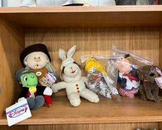 Plush - Disney Jiminey Cricket - Oprey Kid - Lamb Chop - Meanies MooDonna - Meanies Bull Clinton -