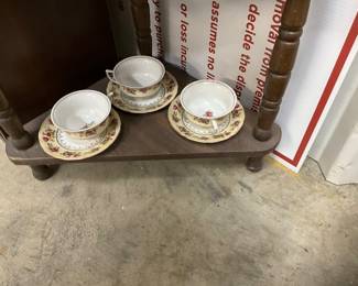 Japan Gold Castle Hostess Pattern Cups & Saucers