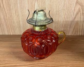 L.E. Smith Amberina Moon & Stars Pattern Oil Lamp
