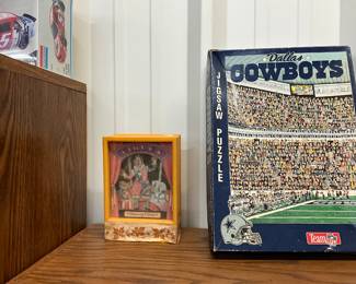 1981 "Yap's Circus Dancing Clown" Music Box & Team NFL Dallas Cowboys Jigsaw Puzzle