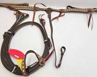5204 NEW Showman Leather Single Ear Headstall Breast Collar Set