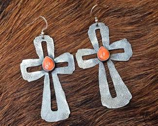 1322 Sterling Silver Cross Dangle Earrings