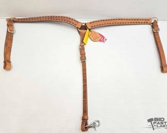 5208 NEW Showman Harness Leather Breast Collar with Dark Brown Buckstitch Trim