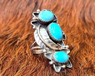 1184 OLD PAWN Native American Sterling Silver 3 Stone Feather Ring, 11.57g
